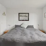 Eweline - 400m From The Sea By Interhome *