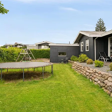 Casa vacanze Eweline - 400m From The Sea By Interhome