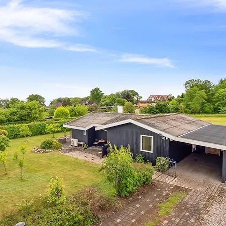 Eweline - 400m From The Sea By Interhome *