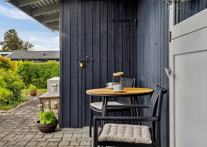 Eweline - 400m From The Sea By Interhome * Egernsund